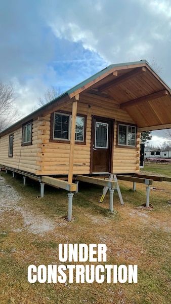 Deluxe Plus Cottage-1